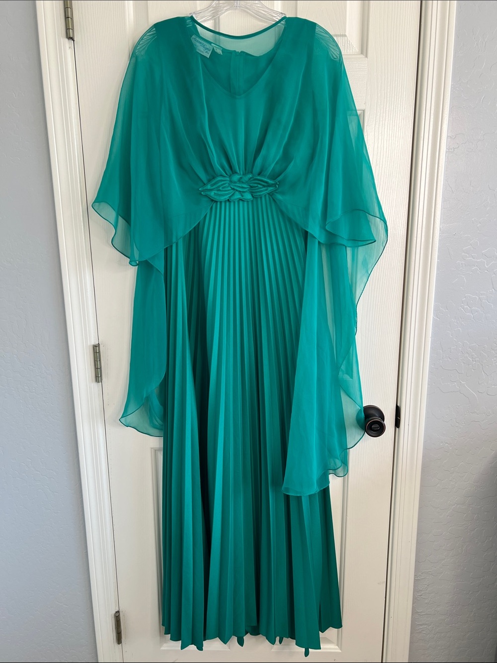 Vintage Susan Wayne teal pleated maxi dress gown cape style